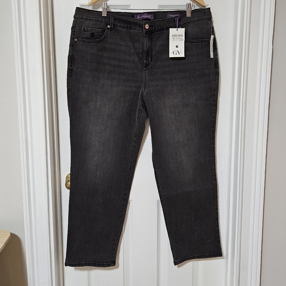 NWT Gloria Vanderbilt Women's Amanda Classic High Rise Tapered Jean 18W Short